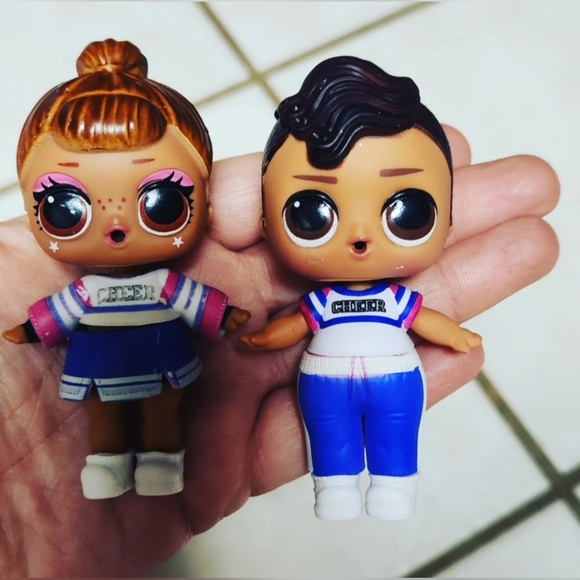 LOL Surprise Dolls Under Wraps Eye Spy Series CC Cheer Family - Picture 2 of 9
